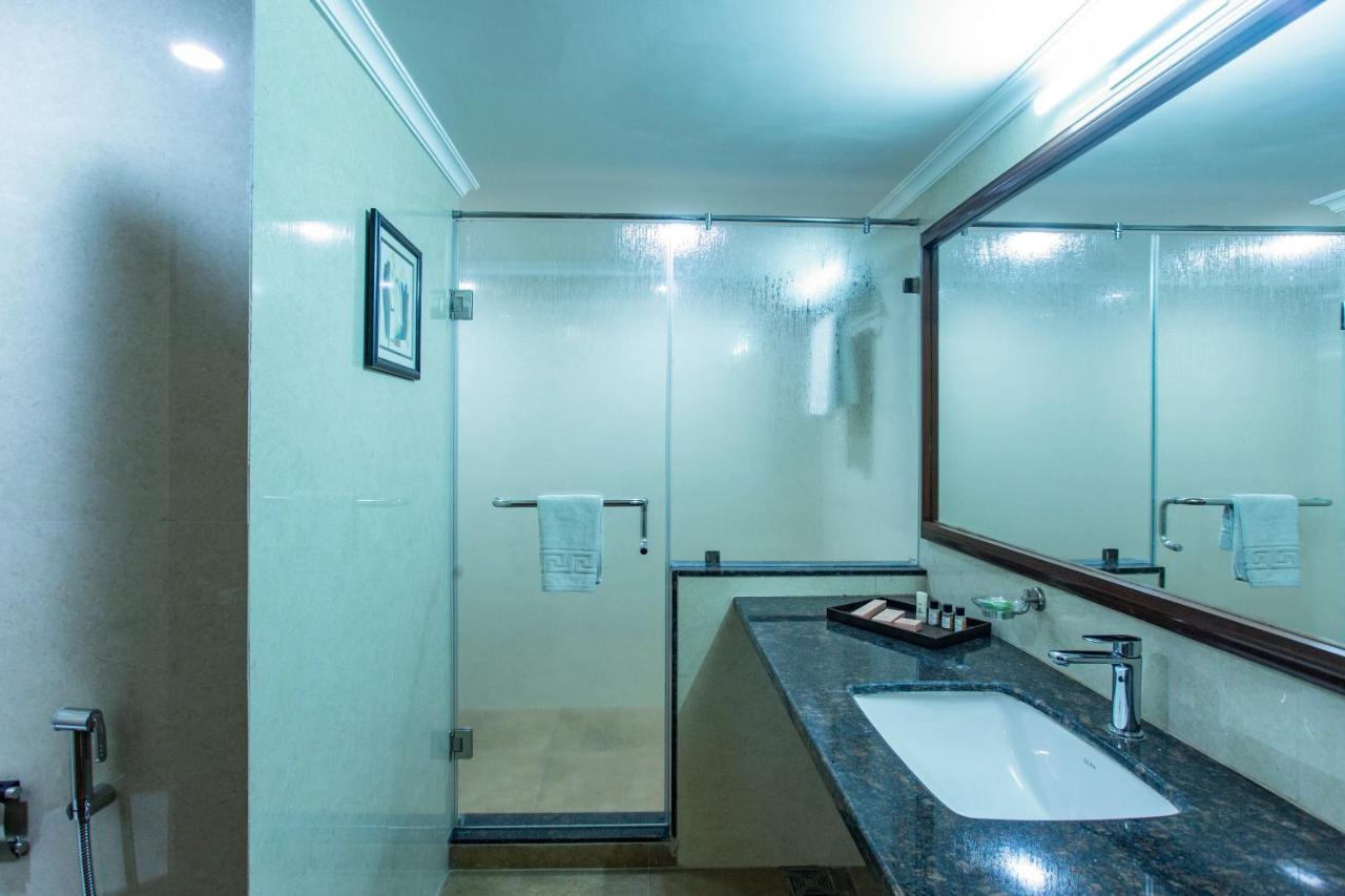 The Grand Regency Hotel Rajkot Exterior photo
