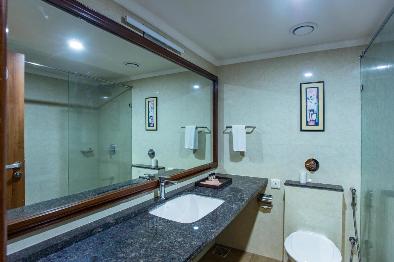 The Grand Regency Hotel Rajkot Exterior photo