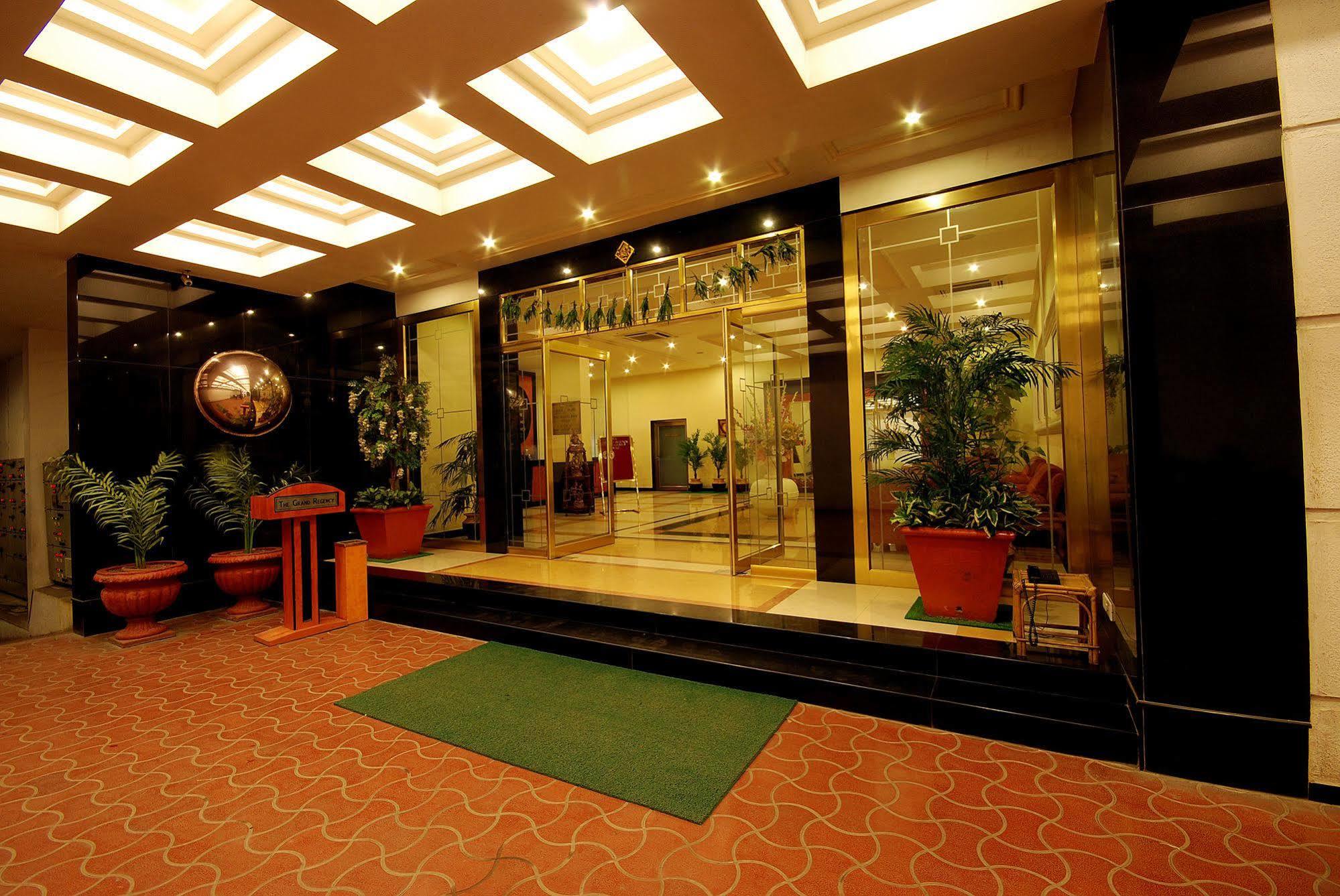 The Grand Regency Hotel Rajkot Exterior photo