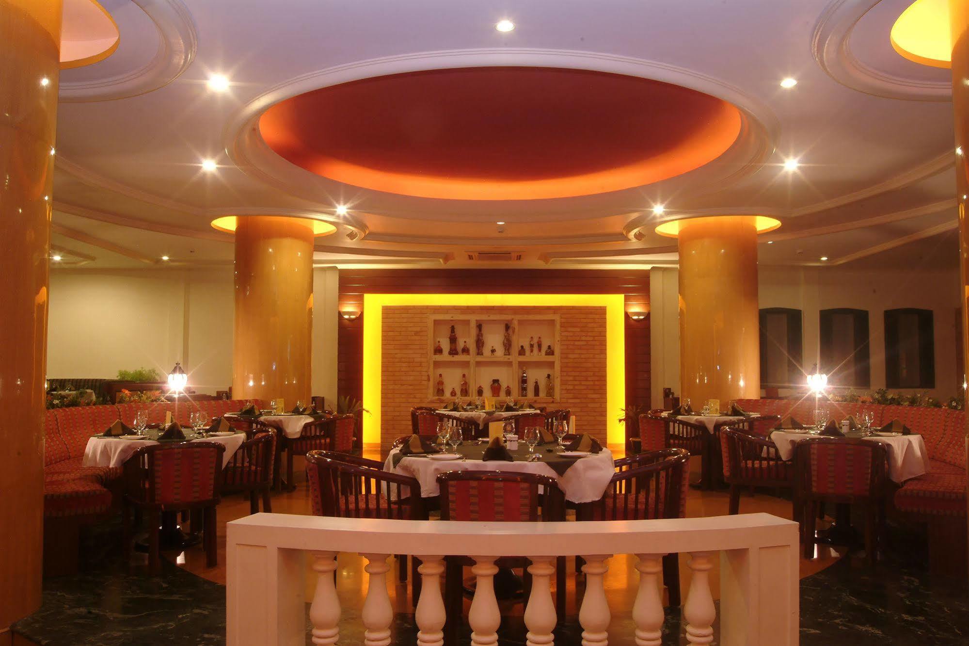 The Grand Regency Hotel Rajkot Exterior photo